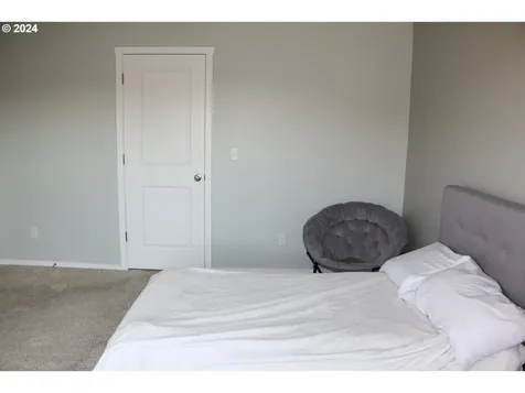 2151 SE 16th Street Gresham OR 97080