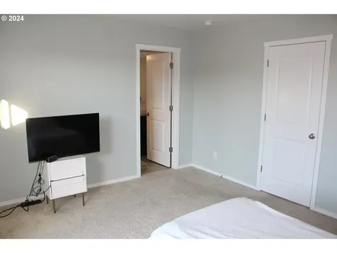2151 SE 16th Street Gresham OR 97080