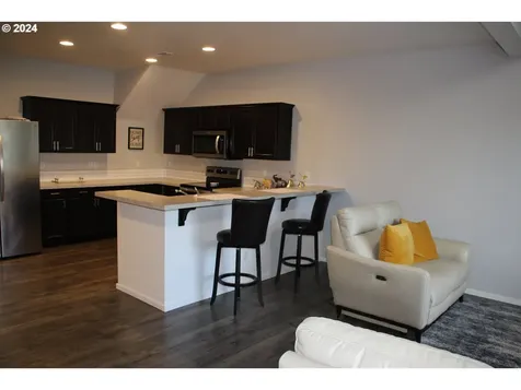 2151 SE 16th Street Gresham OR 97080