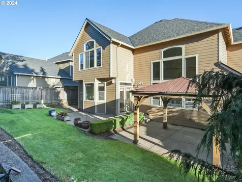 2805 Nw 29th Avenue Camas WA 98607