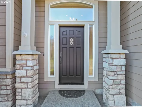 2805 Nw 29th Avenue Camas WA 98607