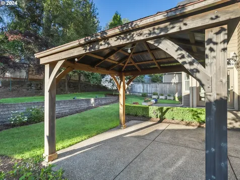 2805 Nw 29th Avenue Camas WA 98607