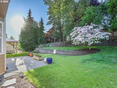 2805 Nw 29th Avenue Camas WA 98607