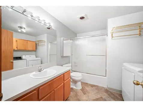 10919 NE 71st Street Vancouver WA 98662