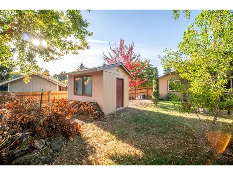 10919 NE 71st Street Vancouver WA 98662