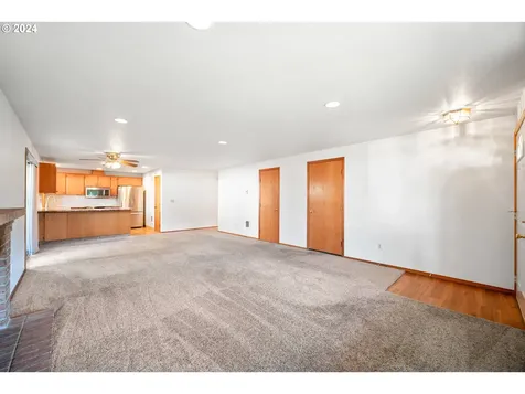 10919 NE 71st Street Vancouver WA 98662