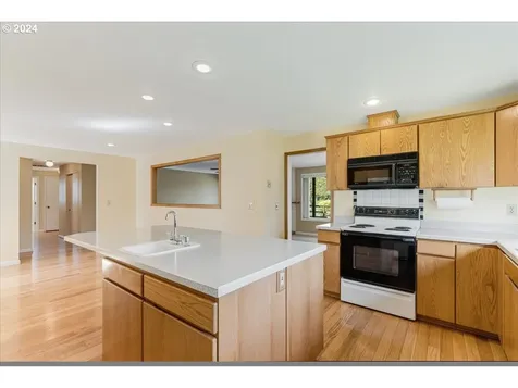 9666 S Gribble Road Canby OR 97013