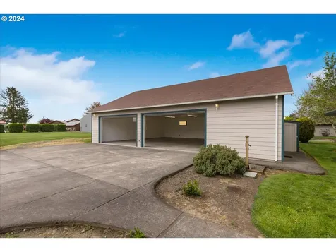 9666 S Gribble Road Canby OR 97013
