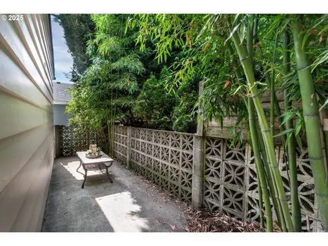 3329 SE Steele Street Portland OR 97202