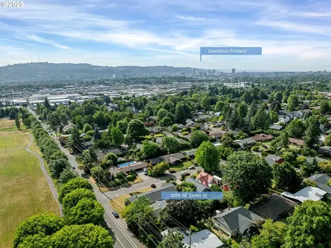 3329 SE Steele Street Portland OR 97202