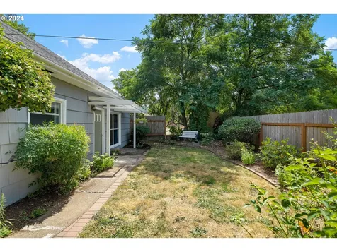 226 Se 129th Avenue Portland OR 97233