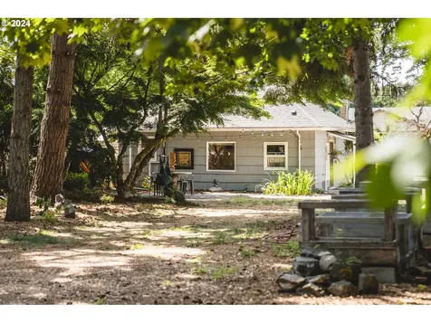 226 Se 129th Avenue Portland OR 97233