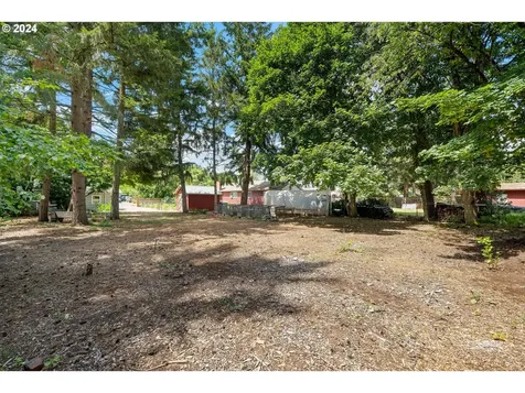 226 Se 129th Avenue Portland OR 97233