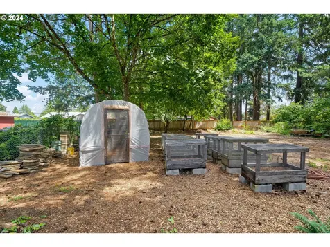 226 Se 129th Avenue Portland OR 97233