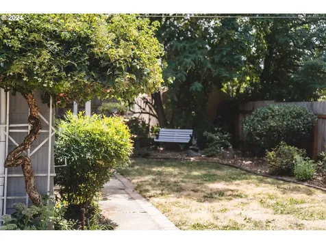 226 Se 129th Avenue Portland OR 97233