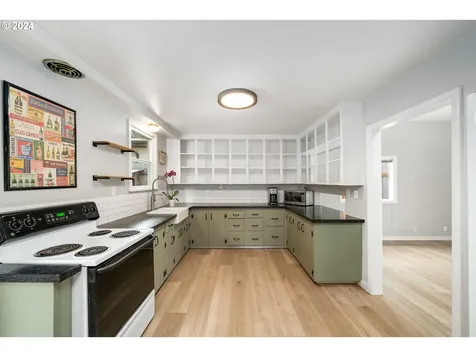 226 Se 129th Avenue Portland OR 97233
