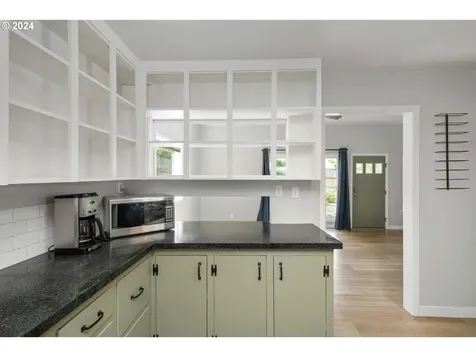 226 Se 129th Avenue Portland OR 97233