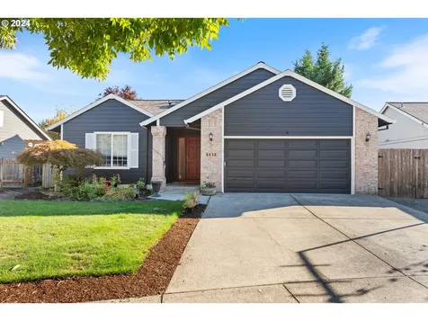 6412 SE Maple Street Hillsboro OR 97123
