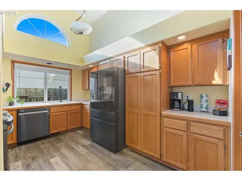 6412 SE Maple Street Hillsboro OR 97123