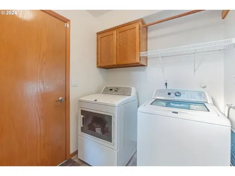 6412 SE Maple Street Hillsboro OR 97123