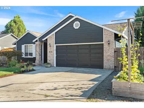 6412 SE Maple Street Hillsboro OR 97123