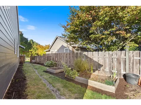 6412 SE Maple Street Hillsboro OR 97123