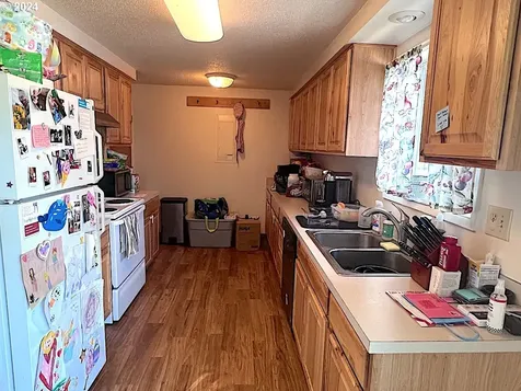 663 Keiper Avenue Eugene OR 97404