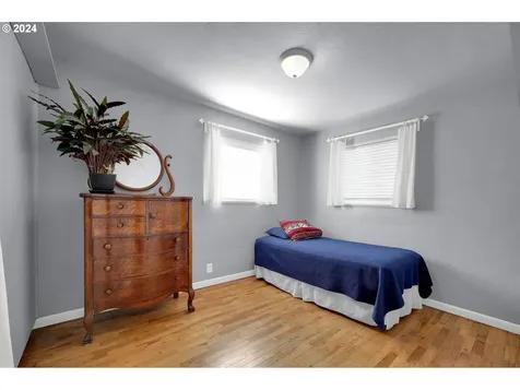 684 Mallard Avenue Springfield OR 97477