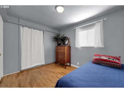 684 Mallard Avenue Springfield OR 97477
