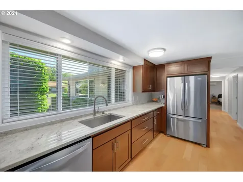 1925 Nw Michelbook Lane Mcminnville OR 97128