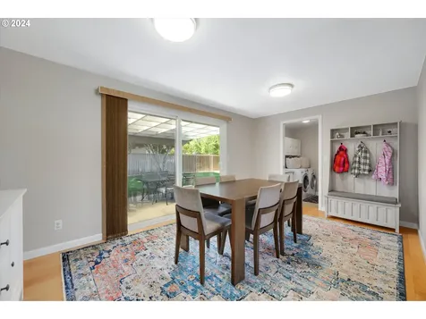 1925 Nw Michelbook Lane Mcminnville OR 97128