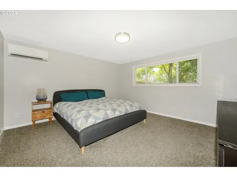 1925 Nw Michelbook Lane Mcminnville OR 97128