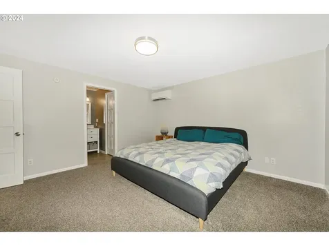 1925 Nw Michelbook Lane Mcminnville OR 97128