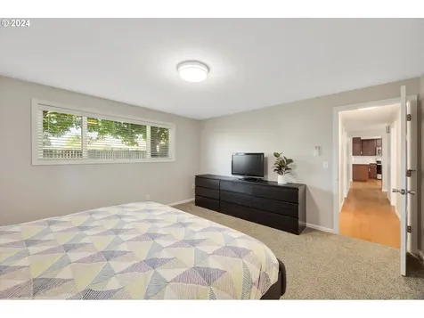 1925 Nw Michelbook Lane Mcminnville OR 97128