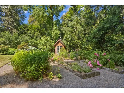 1803 S Riverdale Road Portland OR 97219