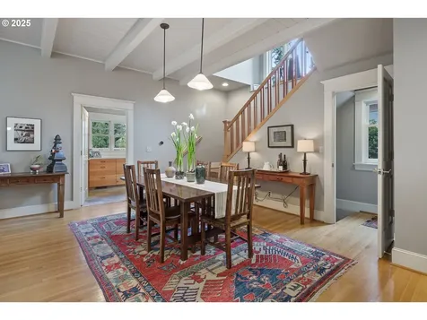 1803 S Riverdale Road Portland OR 97219