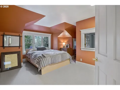 1803 S Riverdale Road Portland OR 97219