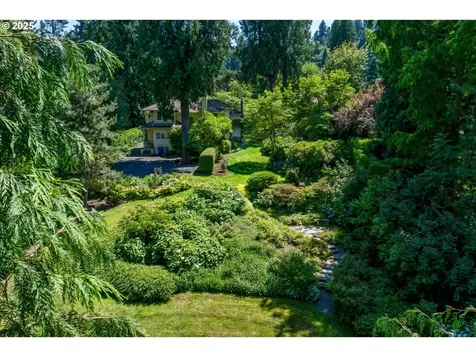 1803 S Riverdale Road Portland OR 97219