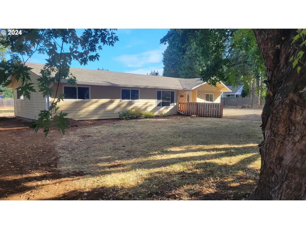 32953 SE Darrow Road Estacada OR 97023