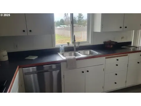 32953 SE Darrow Road Estacada OR 97023