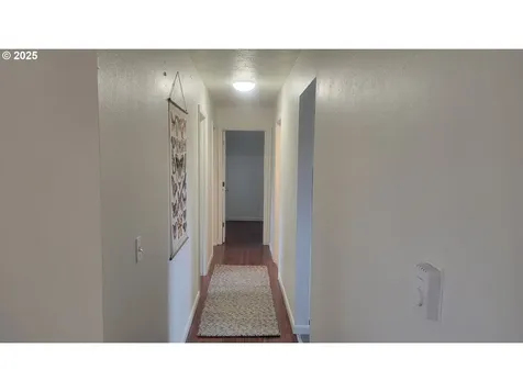 32953 SE Darrow Road Estacada OR 97023
