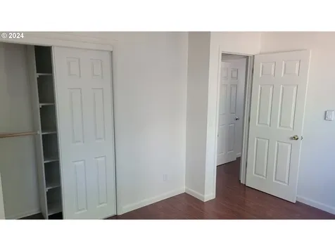 32953 SE Darrow Road Estacada OR 97023