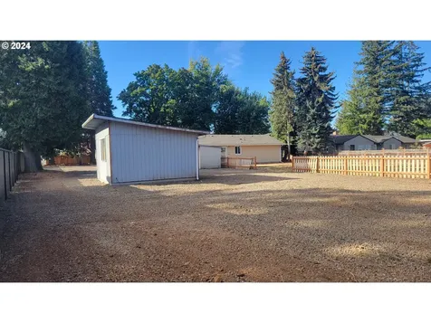 32953 SE Darrow Road Estacada OR 97023