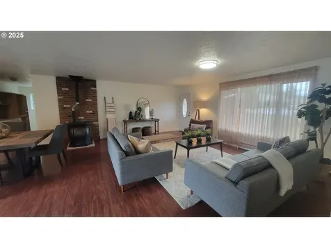 32953 SE Darrow Road Estacada OR 97023
