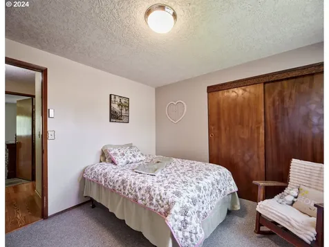 10111 NW 17th Avenue Vancouver WA 98685