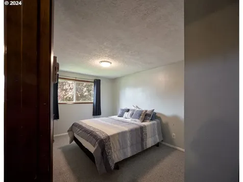 10111 NW 17th Avenue Vancouver WA 98685