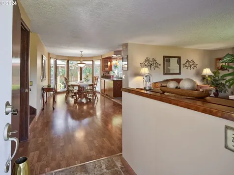 10111 NW 17th Avenue Vancouver WA 98685