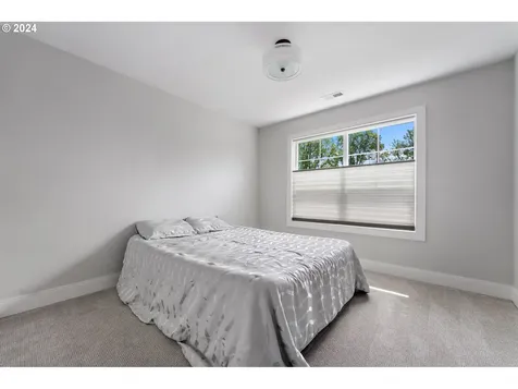 6695 SW Alfred Street Portland OR 97223