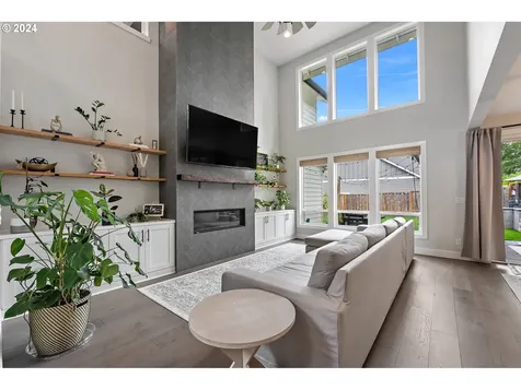 6695 SW Alfred Street Portland OR 97223