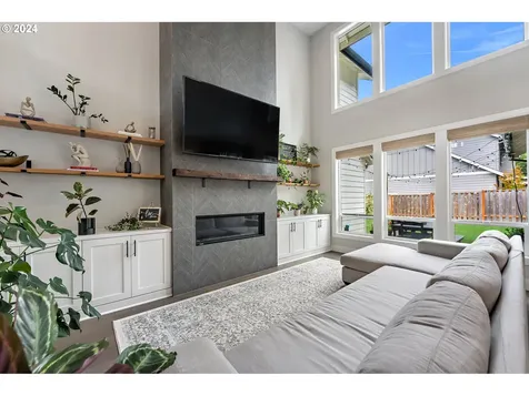 6695 SW Alfred Street Portland OR 97223